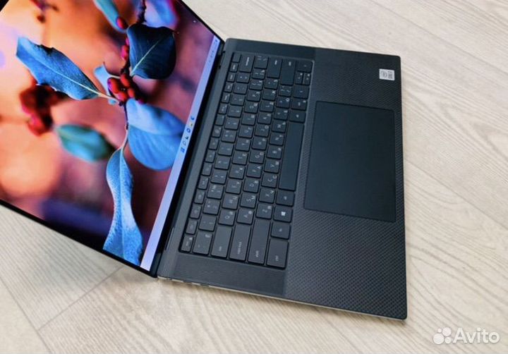 Dell XPS 15 9500 (GTX 1650 ti)