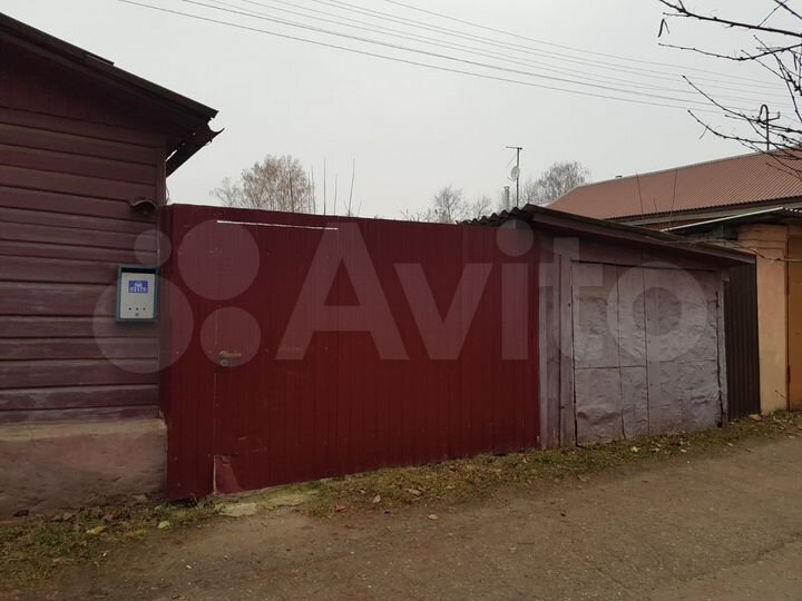 Дом 49 м² на участке 8 сот.