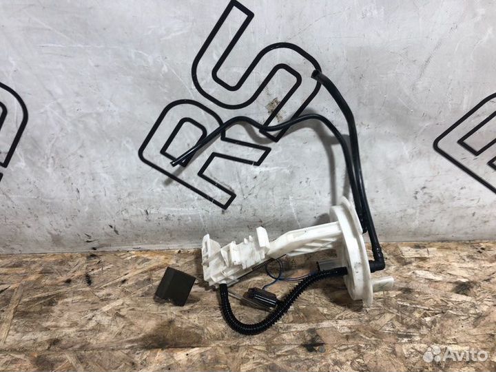 Датчик уровня топлива Mercedes-Benz C-Class W204