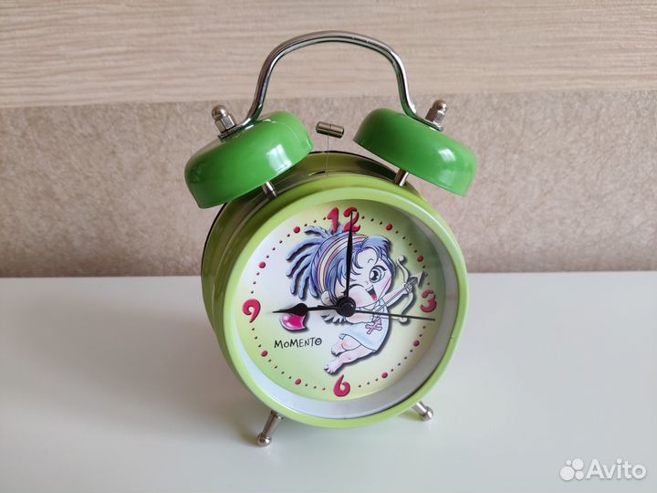 Часы будильник Красный куб