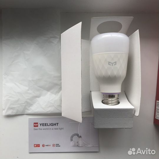 Умная лампочка xiaomi Yeelight цветная