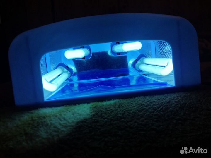 Лампа для ногтей