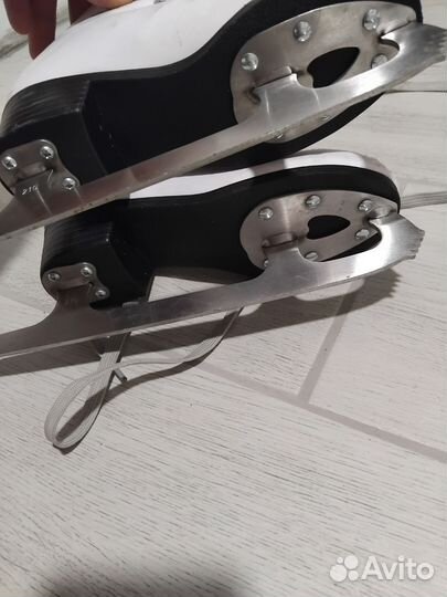 Коньки фигурные