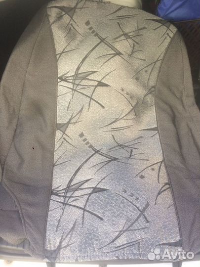 Чехлы на сиденья автомобиля