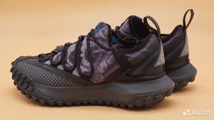 Nike ACG Mountain Fly Low 'Black Green Abyss'