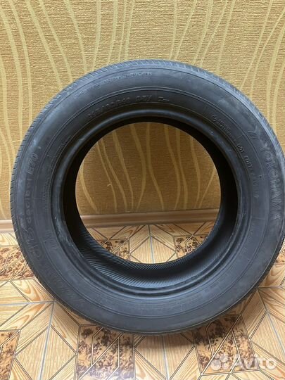 Yokohama dB Decibel E70 215/60 R16 95V