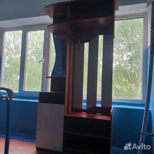 Продам прихожую