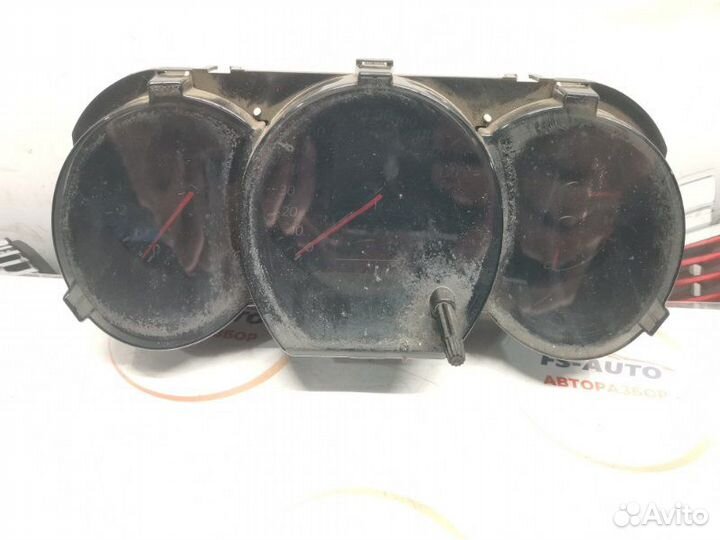 Панель приборов Suzuki Grand Vitara 2 2.0 (J20A)