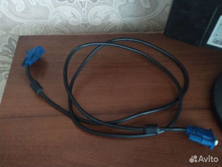 Монитор Samsung