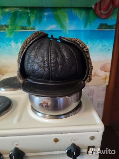 Мужская шапка