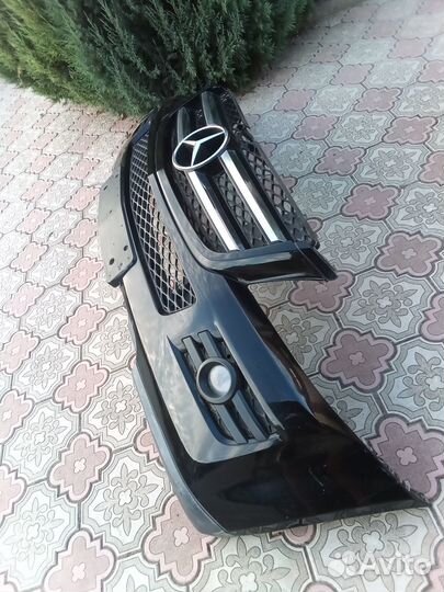 Бампер передний мерседеc GL164