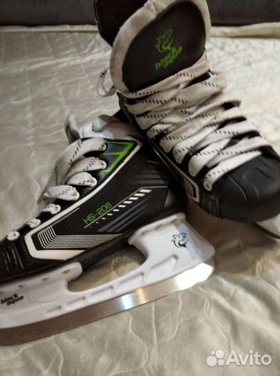 Коньки HS-208
