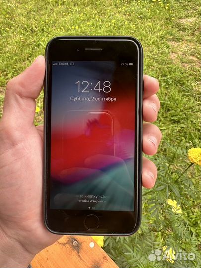 Телефон iPhone 7 32 GB