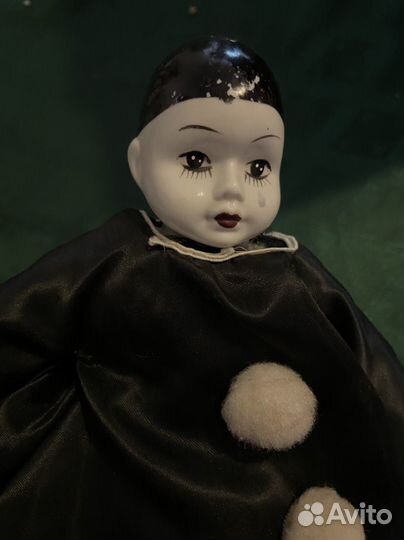 Кукла фарфоровая коллекционная