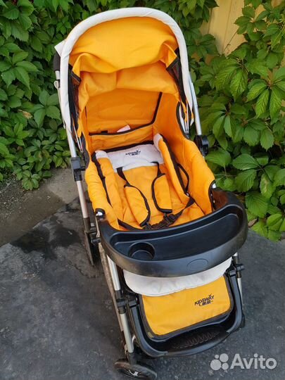 Коляска прогулочная с перекидной ручкой оранжевая