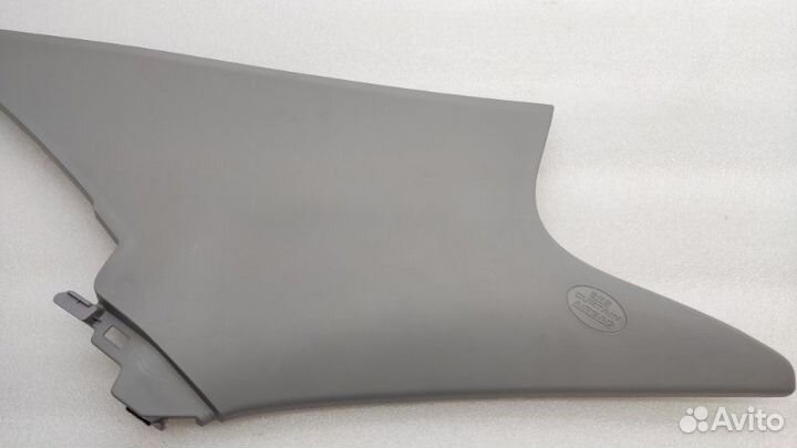 Обшивка стойки задняя левая Toyota Camry XV55