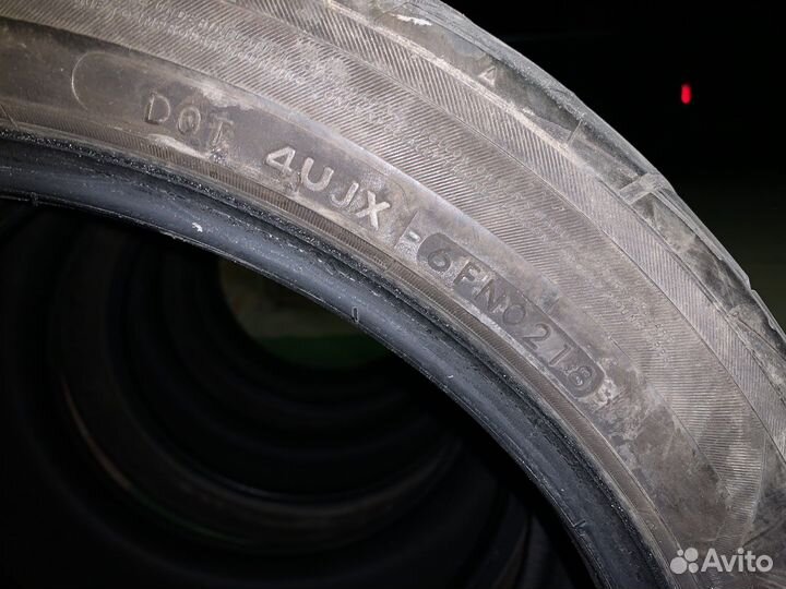 Yokohama Advan Fleva V701 245/40 R18 97W