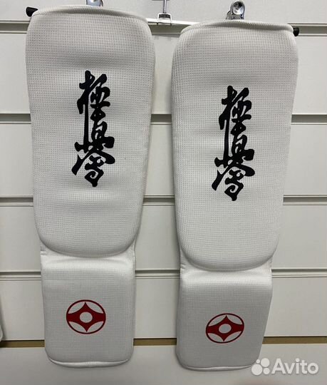 Защита голени Киокушинкай каратэ