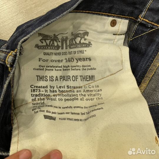 Джинсы levis