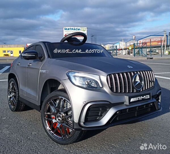 Электромобиль Мерседес GLC 63