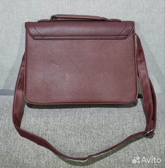 Новая бордовая сумка от house