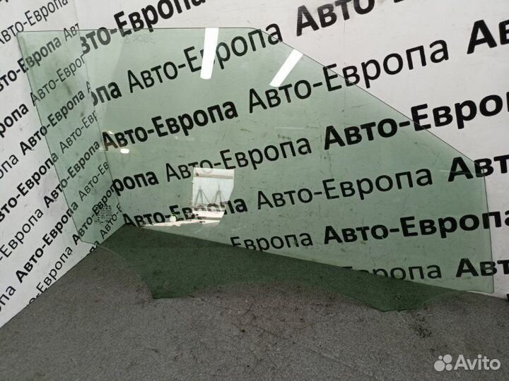 Стекло двери переднее правое Land Rover Range