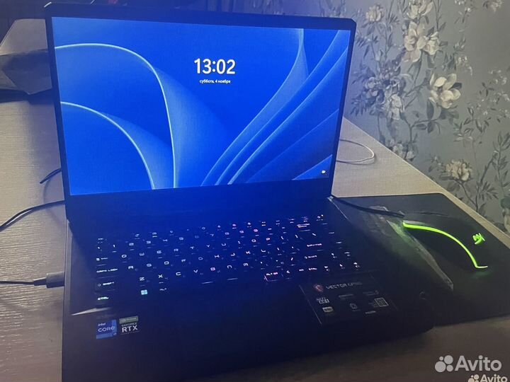 MSI Vector i7 12700H/16гб DDR5/RTX 3070Ti8гб/144hz