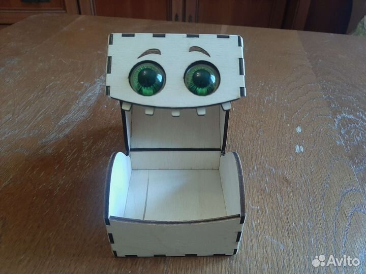 Коробушек. Коробка монстр. Игрушка Minecraft