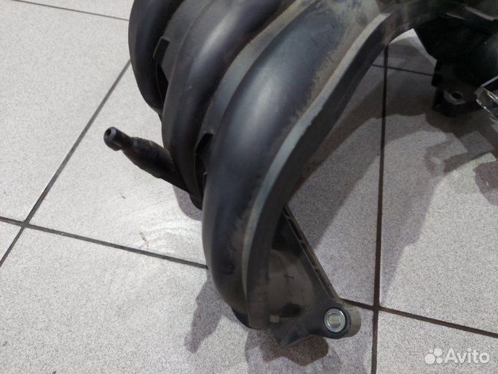 Коллектор впускной Nissan Note E12-228684 HR12DE