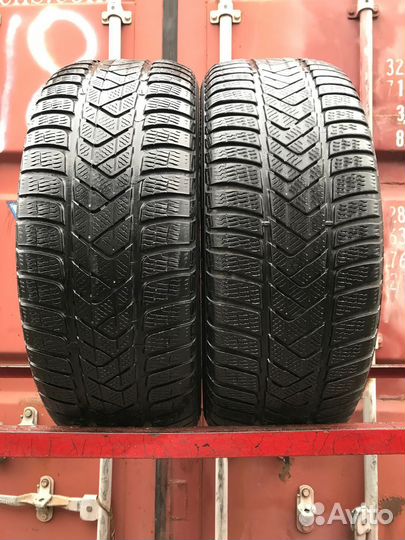 Pirelli Winter Sottozero 3 245/45 R19 99T