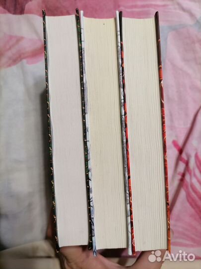 Трилогия Рошани Чокши