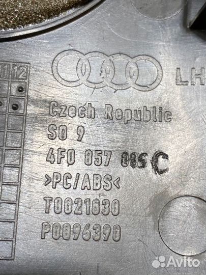 Декоративная накладка Audi A6 C6 BDW 2005