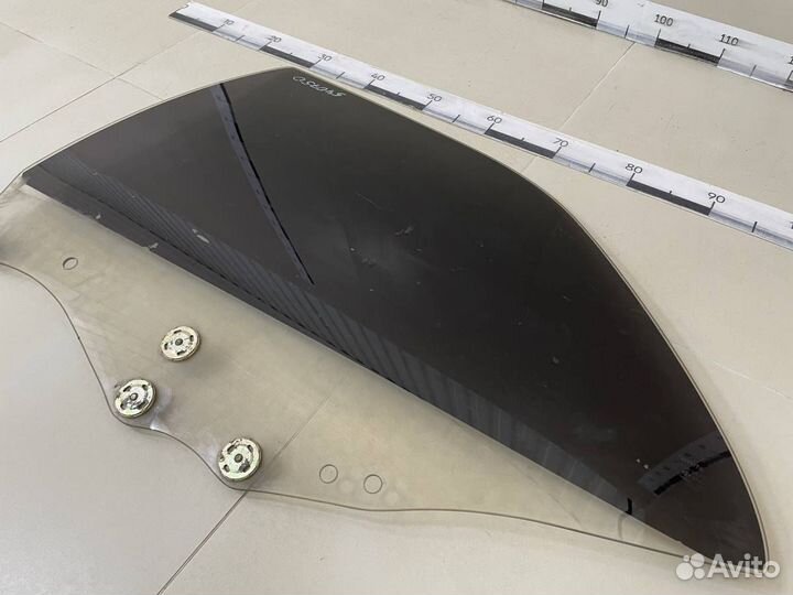 Стекло двери задней левой Toyota Mark II X90 1992