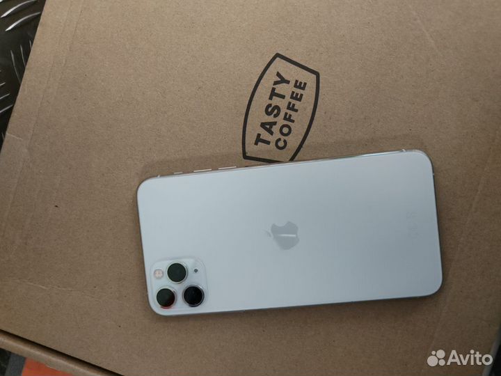 iPhone 11 Pro Max, 64 ГБ
