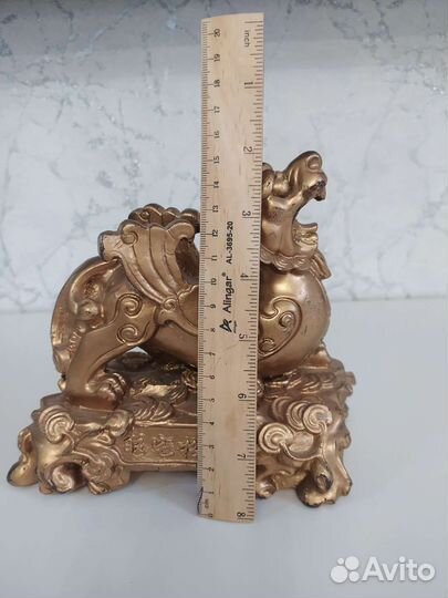 Статуэтка, сувенир