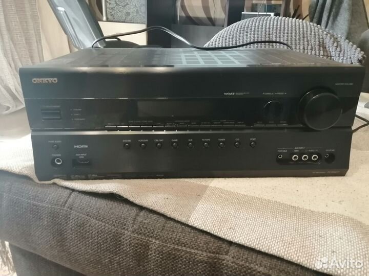 Ресивер AV Onkyo TX-SR607