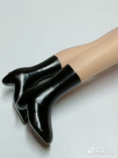 Кукла фарфоровая ручной работы