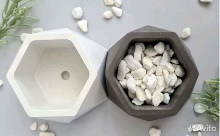 Кашпо для цветов из гипса