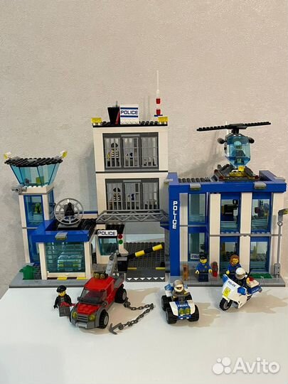 Lego city полицейский участок 60047