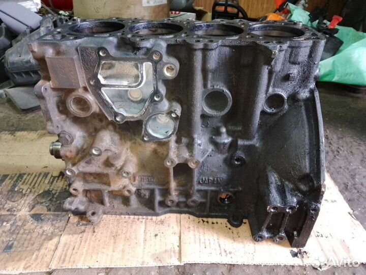 Блок двигателя Nissan NP 300 yd25