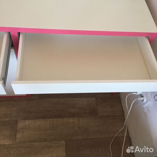 Стол IKEA мики б/у