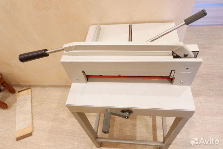 Гельотинный резак для бумаги ideal 3905