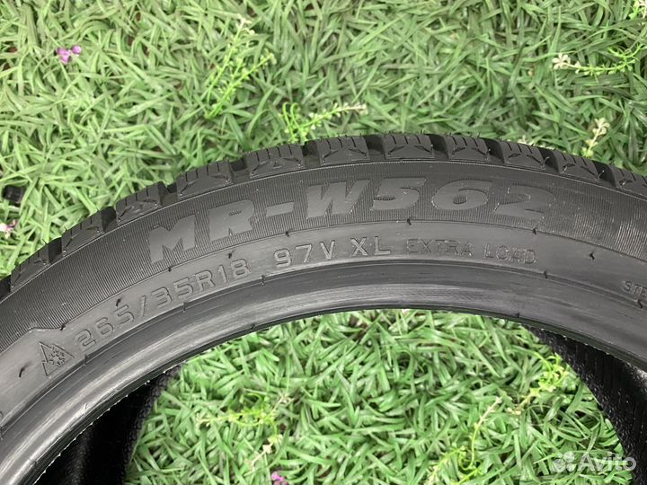 Mirage MR-W562 245/40 R18 97H