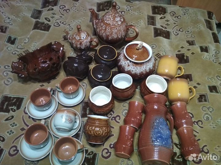 Керамика винтаж,горшочки,тарелки,чайники
