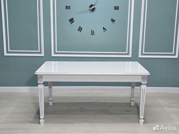 Кухонный стол и Стулья/ оплата при получении