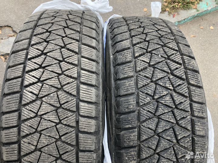 Bridgestone Blizzak DM-V2 225/60 R18