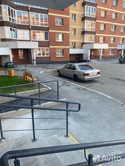 Mercedes-Benz E-класс 2.4 МТ, 1997, 77 777 км