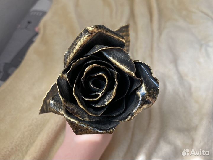 Кованая роза