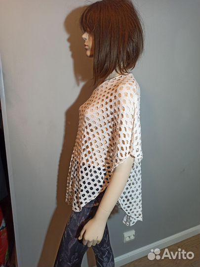 Белоснежное пончо сетка