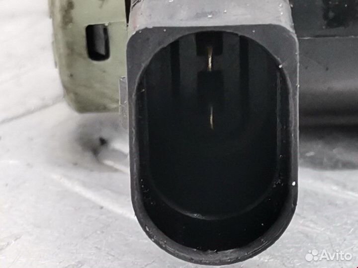 Клапан вакуумного управления Volkswagen Golf 5